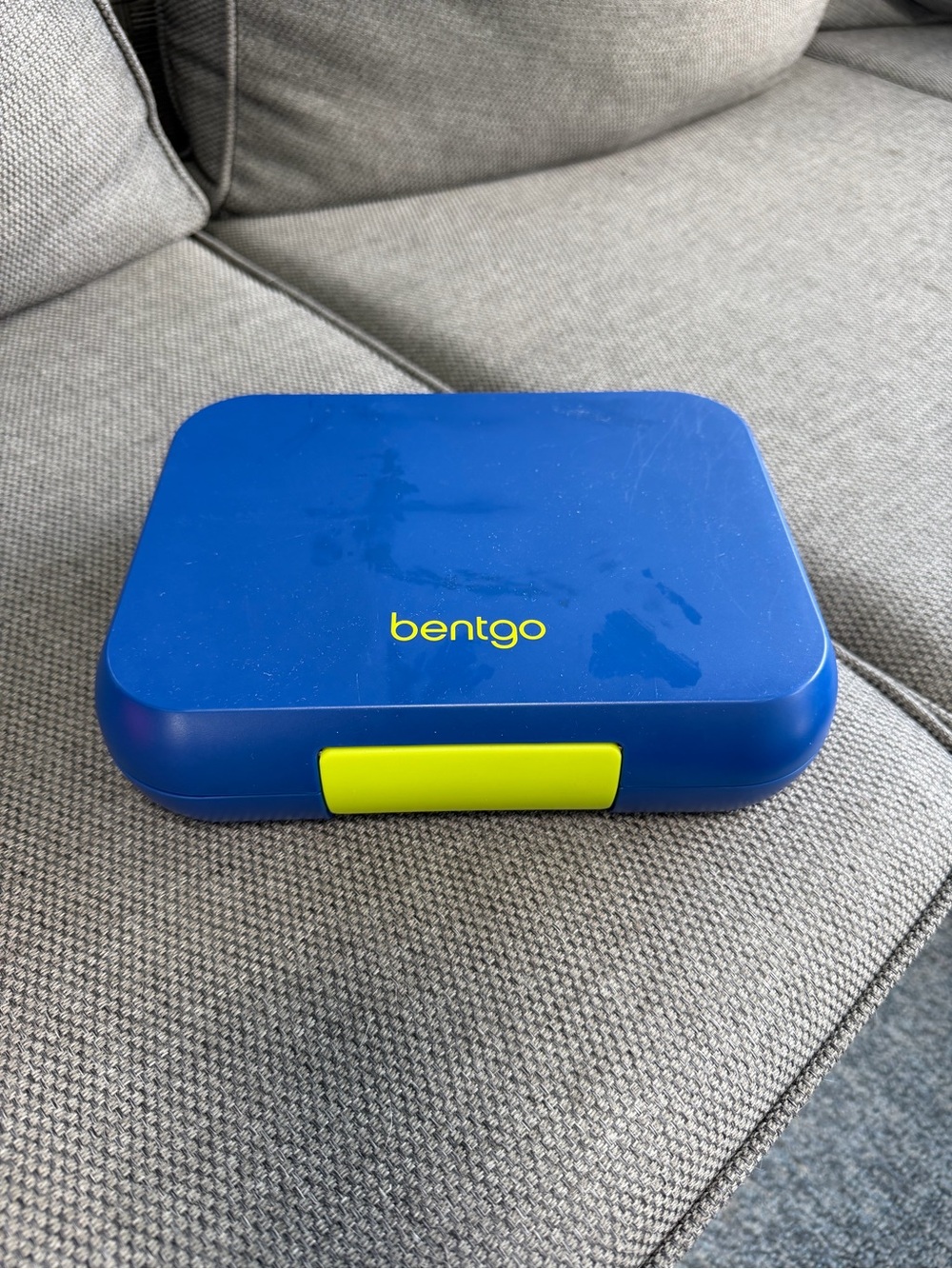 bentgo Blue & Lime Kids Lunchbox - Secure Food Container